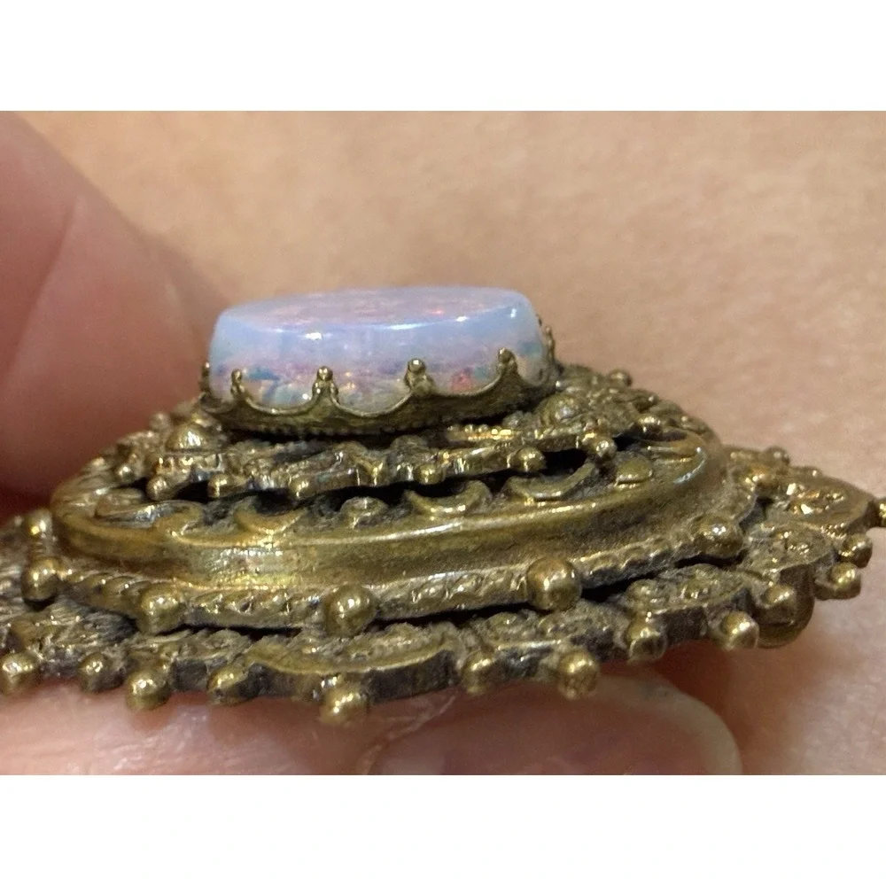 Vintage Victorian Style Ornate Gold Tone Harlequin Glass Fire Opal Brooch Pin